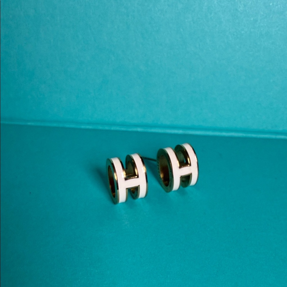 White and Gold H Earrings